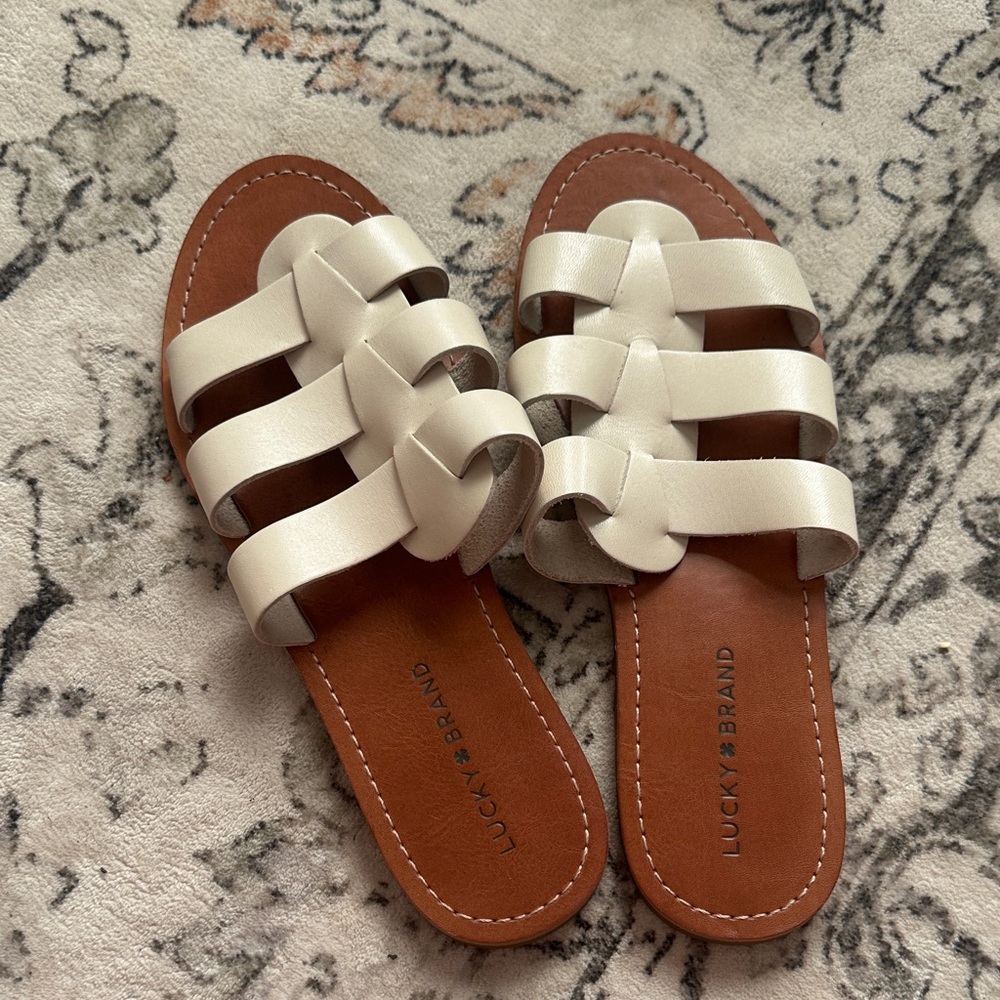 NWOT Lucky Brand Cream Woven Strap Slide Sandals
